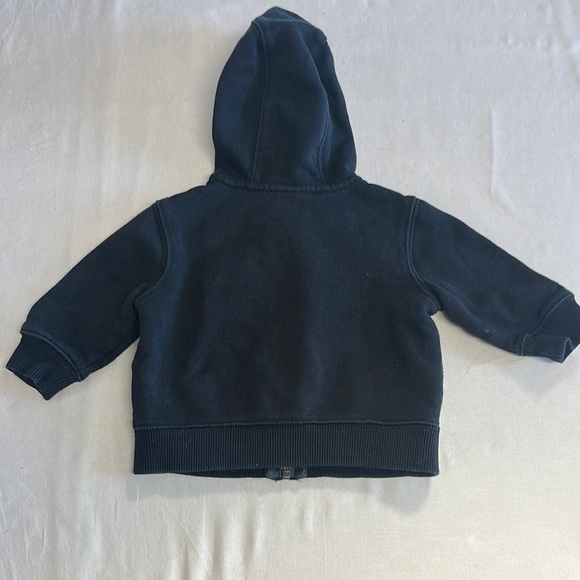 Gymboree - Charcoal Baby Hoodie with fire engine design - Picture 4 of 4